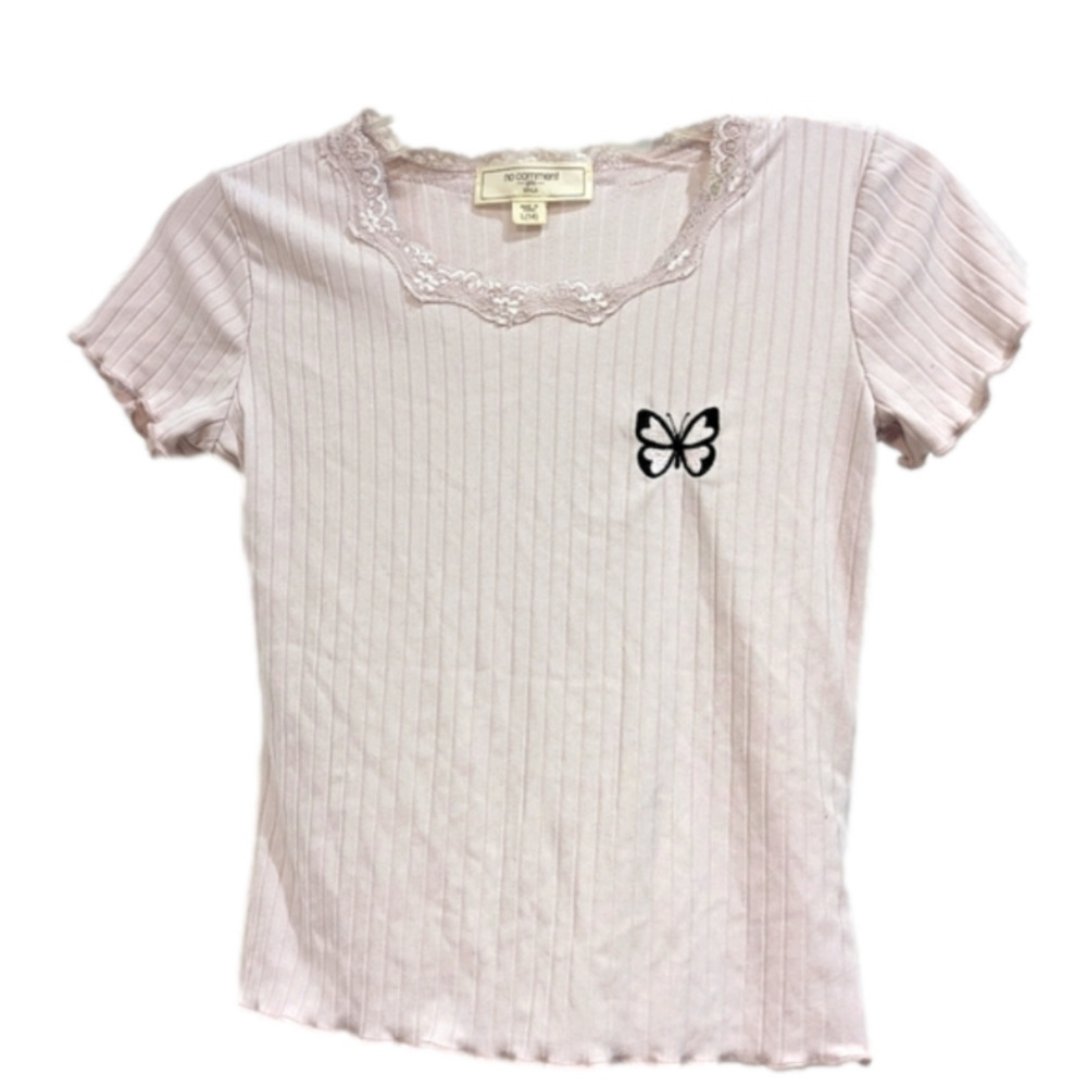 Juniors cream crop top with butterfly emblem size Large